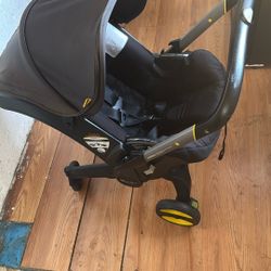 Doona baby car seat & stroller