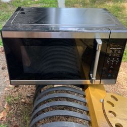 1000 Watts Hamilton Beach Microwave
