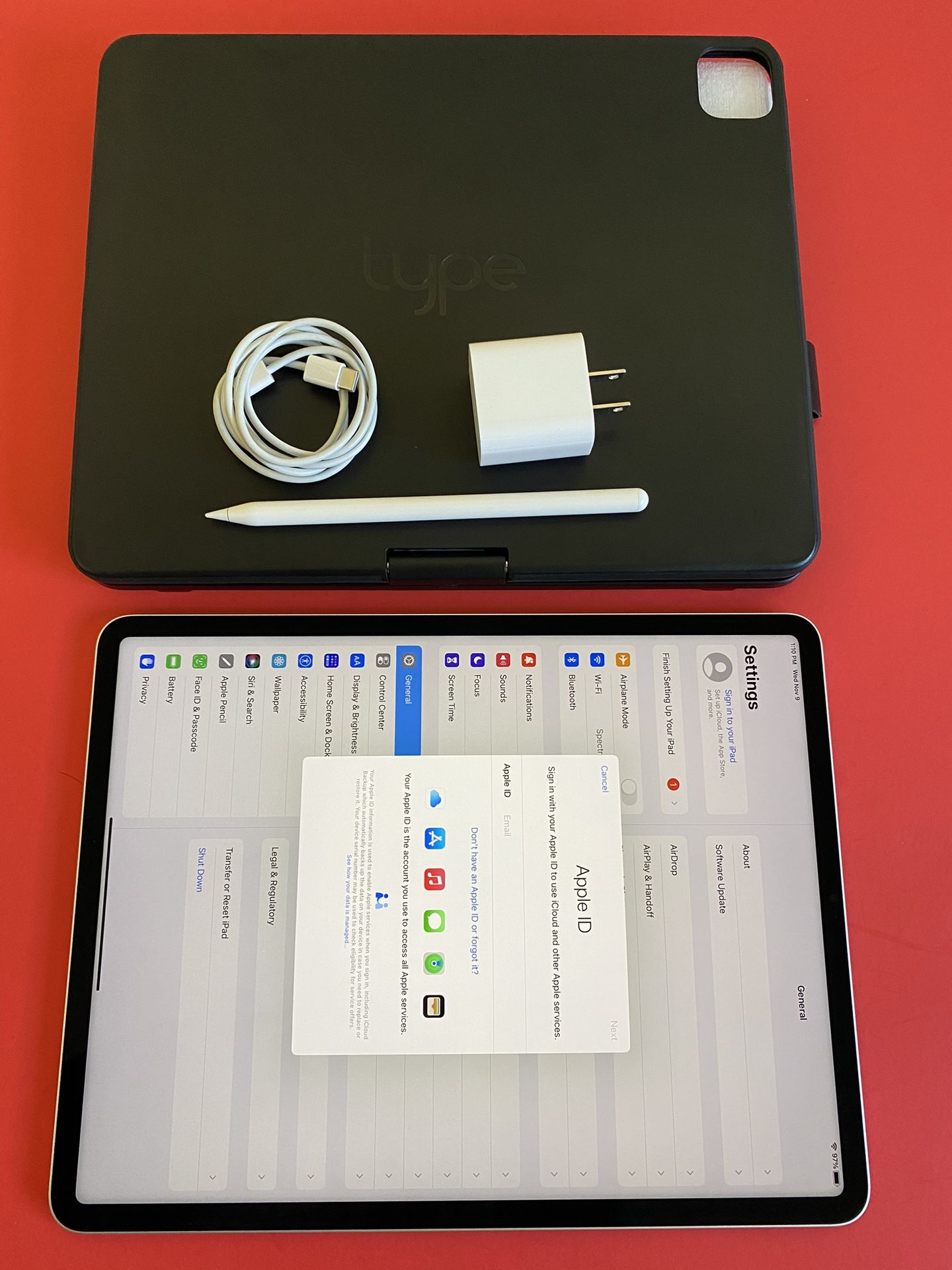 512GB Apple IPad Pro 12.9” 5th Generation ( 2021 Model / M1 chip