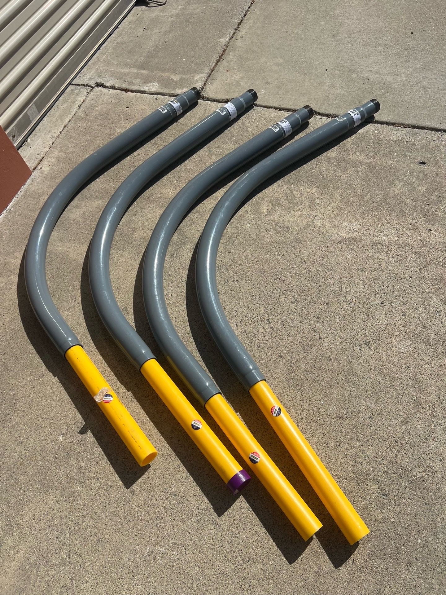 2pc Left HOME-FLEX 1-1/2 in. IPS Poly DR 11 to 1-1/2 in. MIP Underground Meter Riser Bent (New)