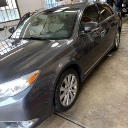 2012 Toyota Avalon
