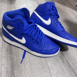 Men's 7 Nike Blue & White  High Top Snickers