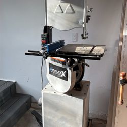 Delta Band Saw