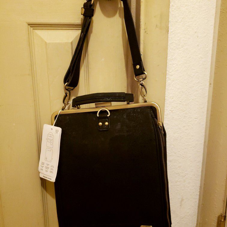 bobobark convertible backpack purse for Sale in Westminster, CO - OfferUp