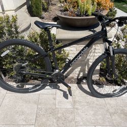 Cannondale Trail 5 Medium Size