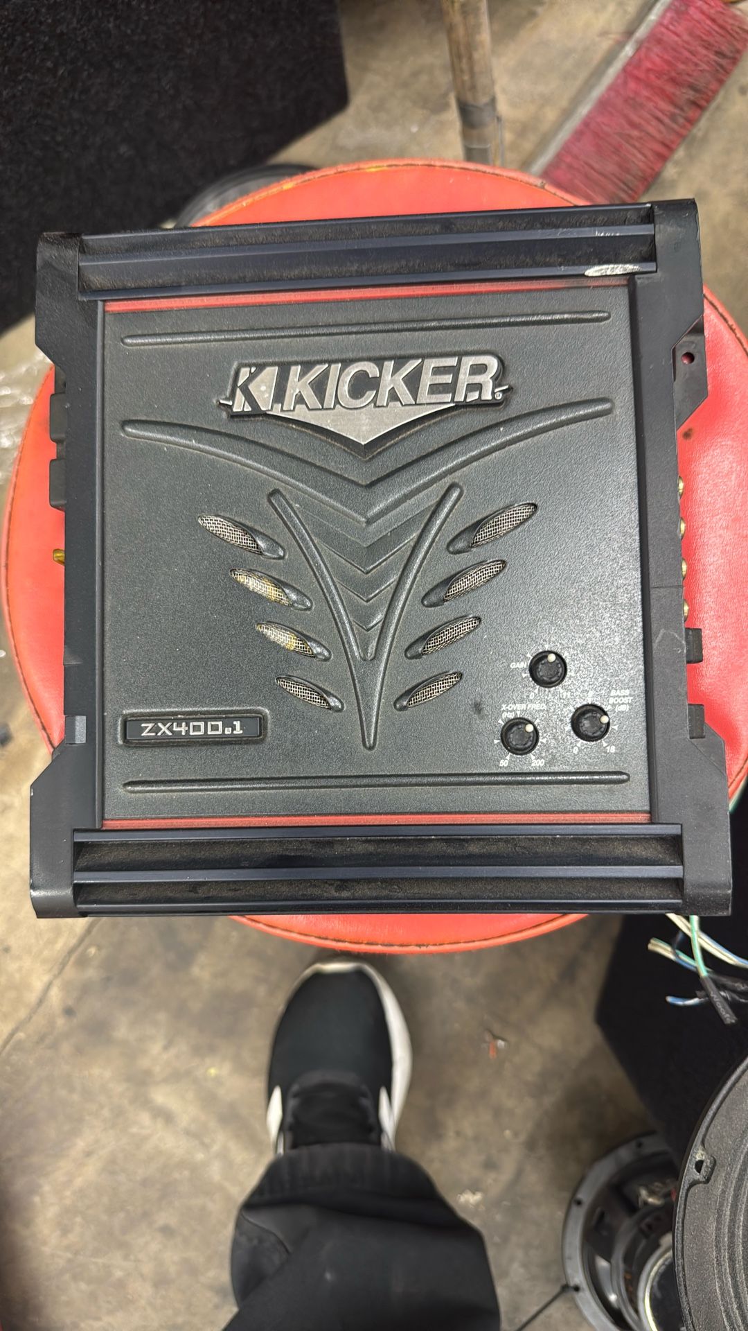 Kicker Bass Amp