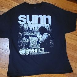 Sunn O Tshirt 