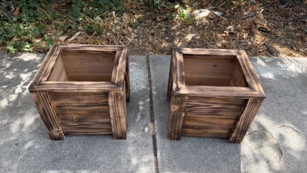Small planter boxes
