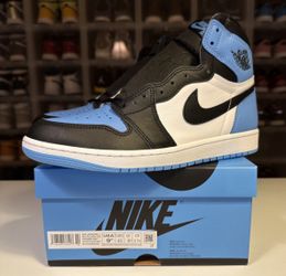 Air Jordan 1 Retro High OG UNC Toe