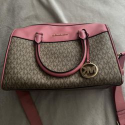 Micheal Kors Duffel Bag/Crossbody