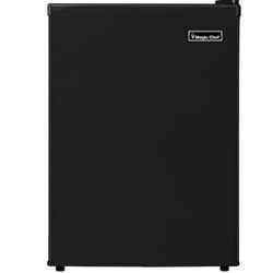 Magic Chef 2.4 Cu. Ft. Mini Refrigerator with Half-Width Freezer Compartment inicia Black. Used in excellent condition. 24”x20”x17” 