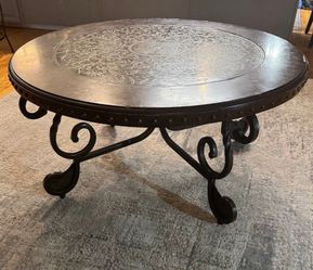 Free coffee  table