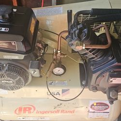 Ingersoll 30 Gallon Gas Compressor
