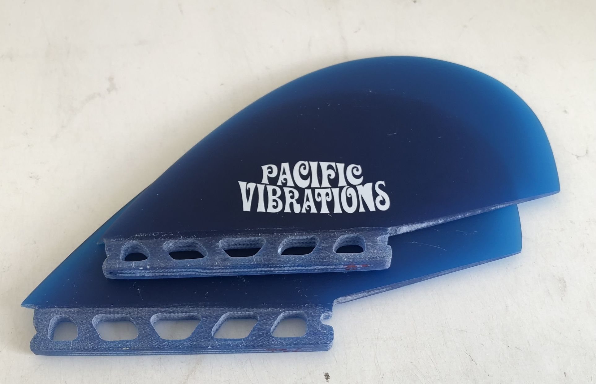 Pacific Vibrations Custom Mini Simmons”Moon Fins” New