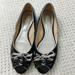 TOD’S gently used patent leather flats