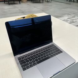 2017 13” MacBook Pro