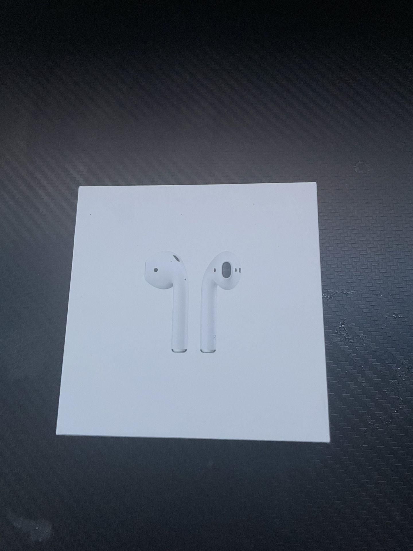 AirPods