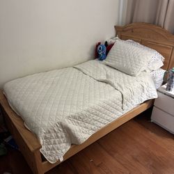 Twin Bed W Matrres And Box Spring