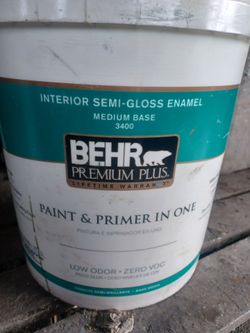 5 gallons Interior Semigloss gray paint