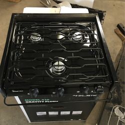 Magic chef three burner LP stove with igniter black new