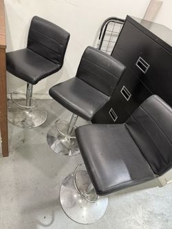 Black Barstools With Chrome Legs $25 Each