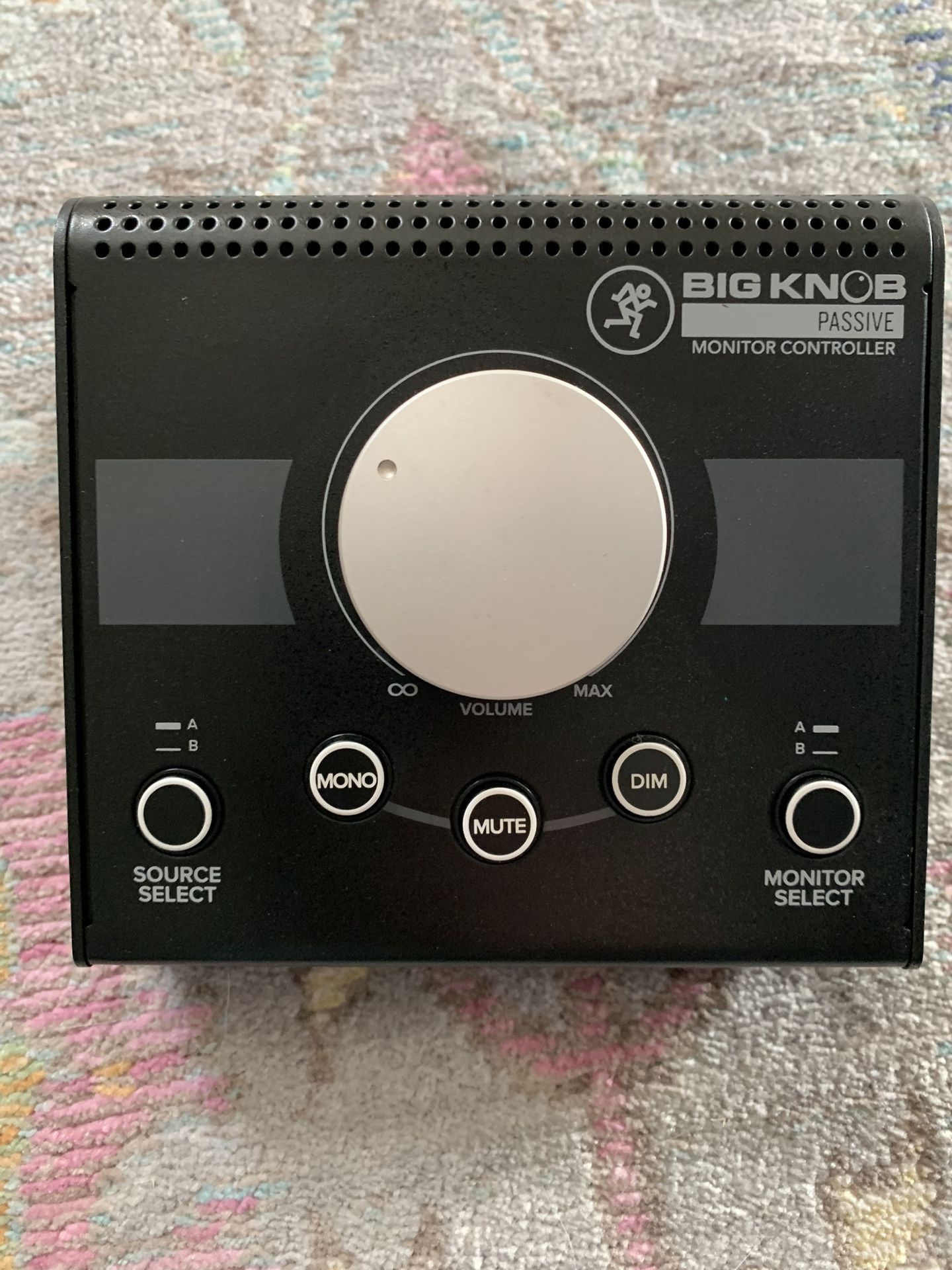 Mackie - Big Knob Passive Volume Controller