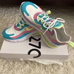 Nike 270 React