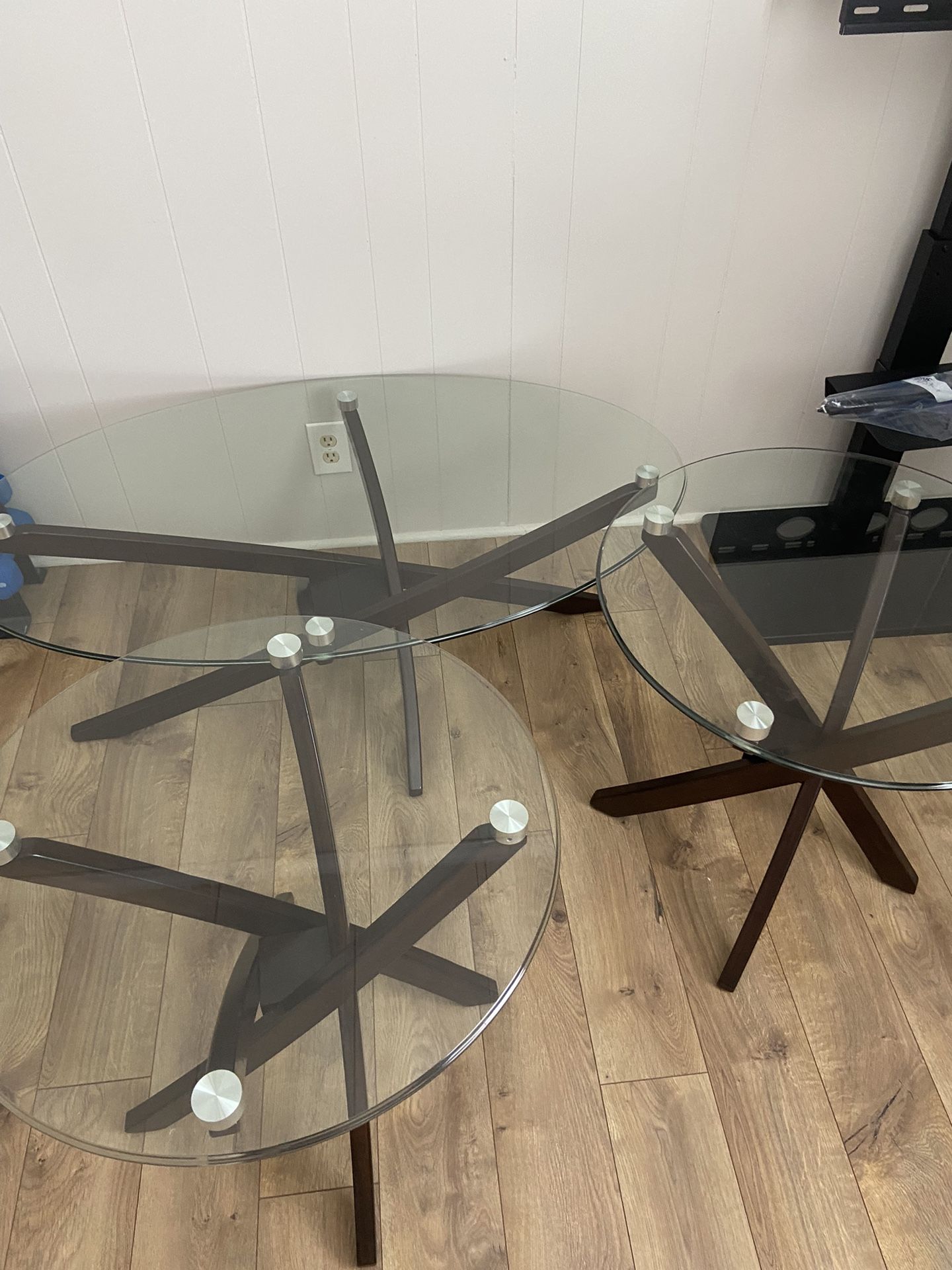 Coffee table and end tables Cherry Color