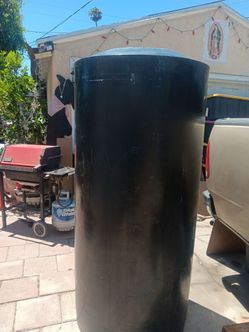200 gallon container