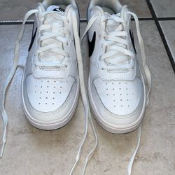 White Nike Air Forces 