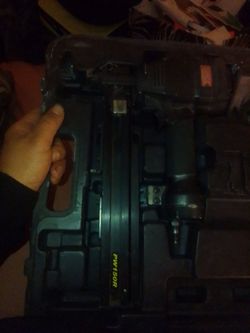 Nail gun