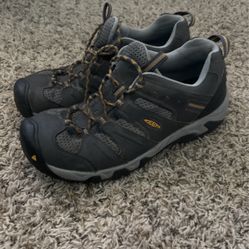 Keen 11.5 Hiking Shoe