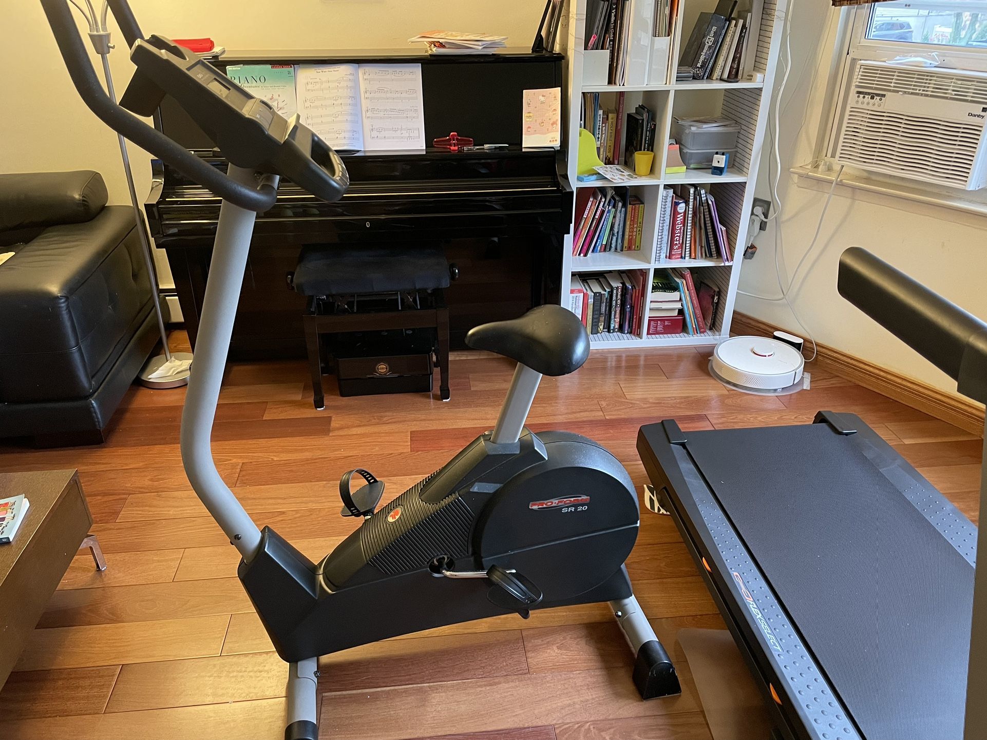 Pro Form SR20 Stationary Exercise Bike