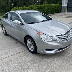 Hyundai Sonata 2011