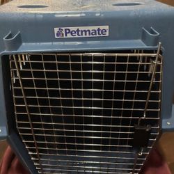 Petmate Large Kennel Blue 