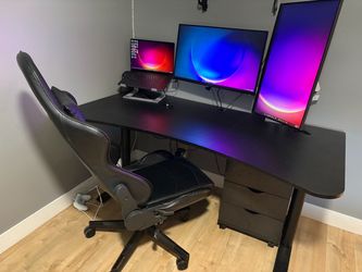 Gaming desk and chair set