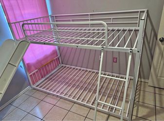 Twin bed