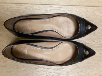 Tory Burch Pointed Toe Black leather  shoes