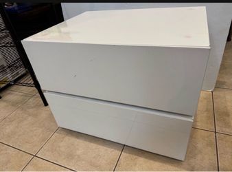 White Stackable Storage Drawers with Magnetic Closures Can be Used Separately 25.5"W x 20"D