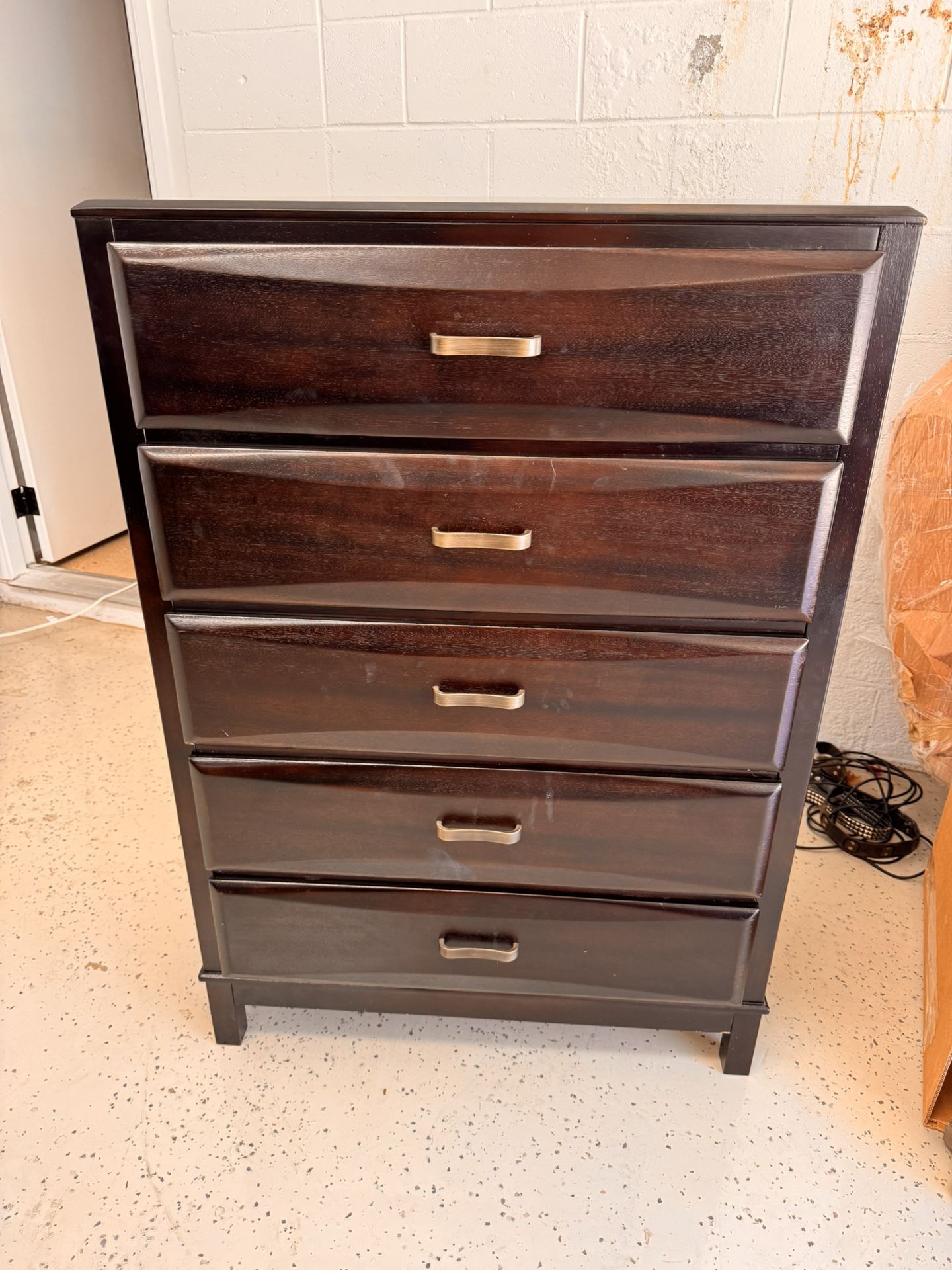 Ashley Furniture Dark Brown 5 Drawer Dresser
