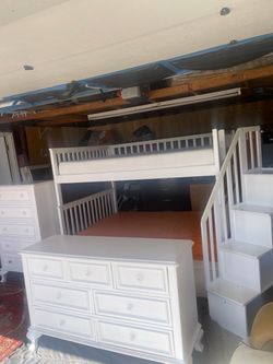 Full size bunk, bed, set two dressers steps, and one wall mirror Full size bunk, bed, set two dressers steps, and one wall mirror/ $750