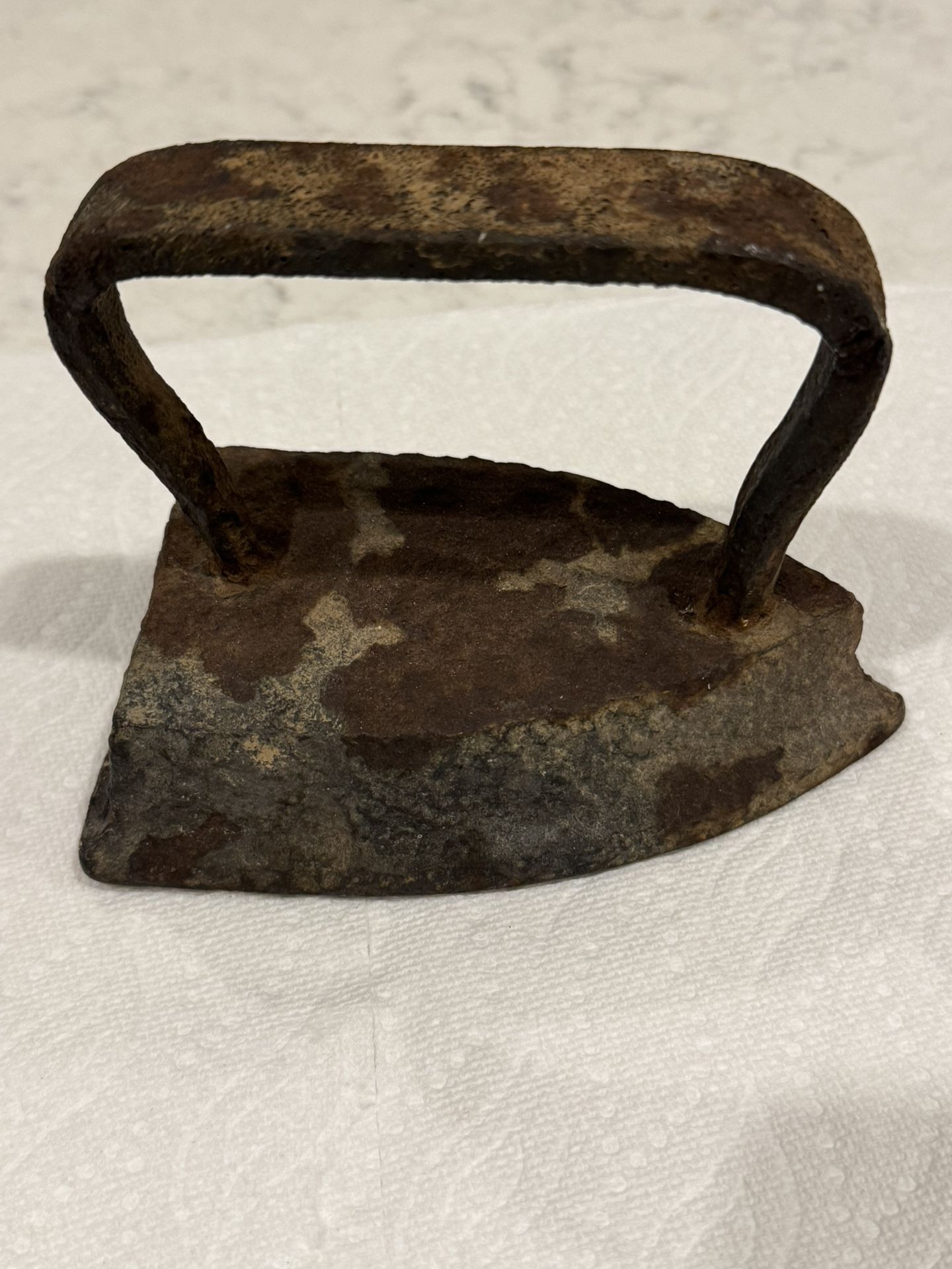 Antique/Vintage  Cast Iron  Please read description