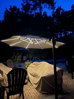 REDUCED 11’ Solar Cantilever Umbrella