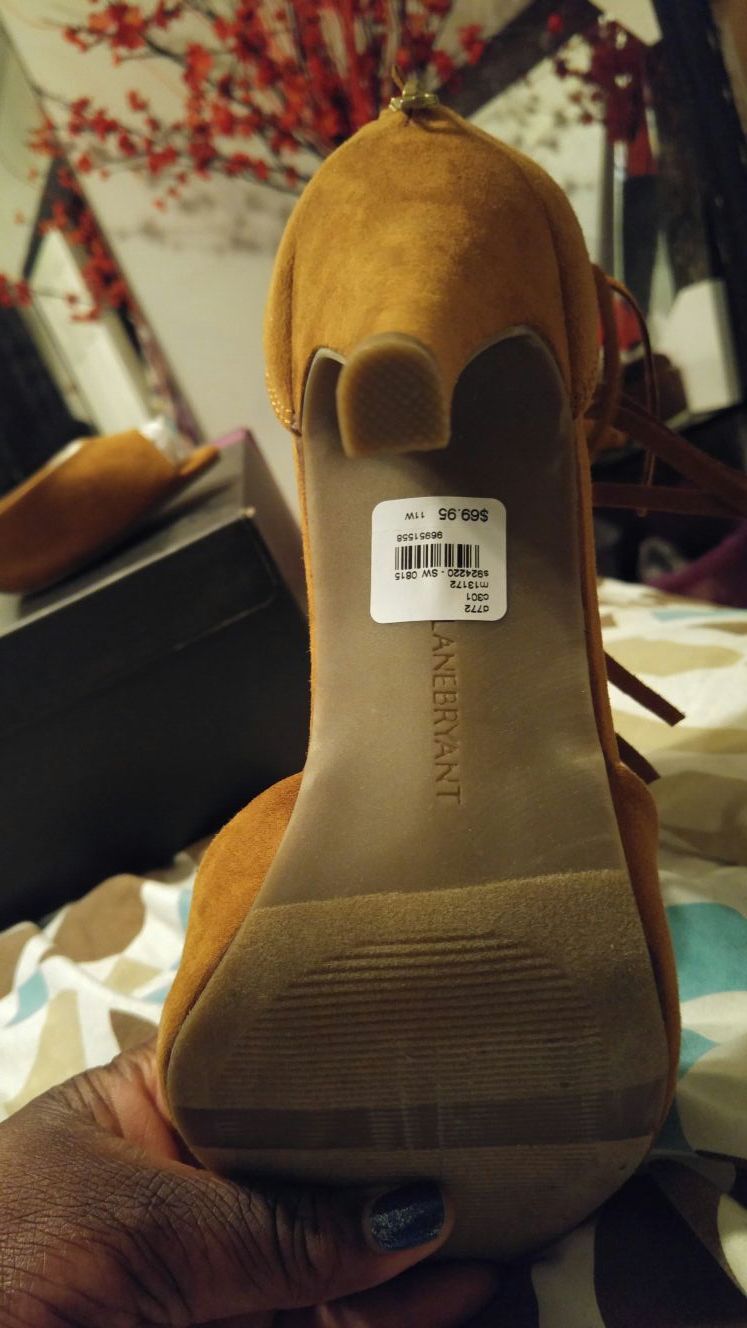 Women's heels size 11w