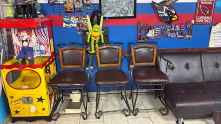 Three bar stools, chairs