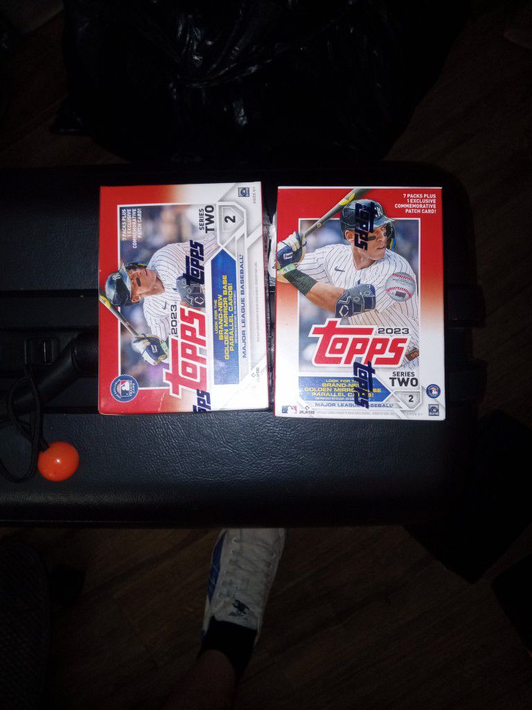 2 New Baseball Topps Cards Box Of 7 Packs