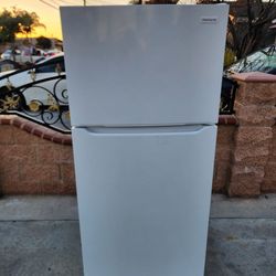 🔴3MONTHS WARRANTY 30X30X66 FRIGIDAIRE FRIDGE 18CUFT WHITE