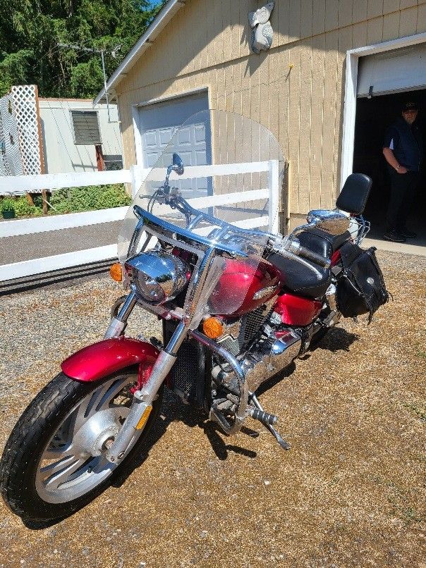 2004 Honda Touring VTX13C4j