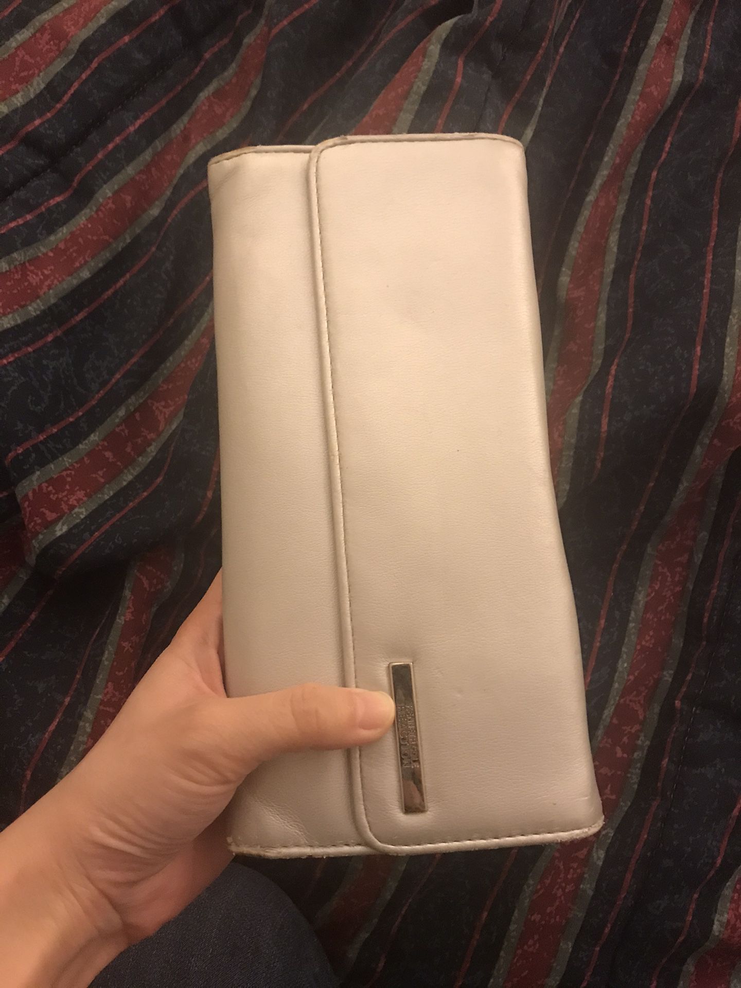 Free used silver Kenneth Cole wallet