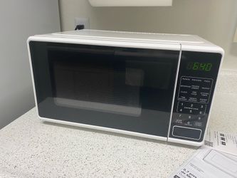 Microwave- Like New Super clean ✨EASTSIDE !